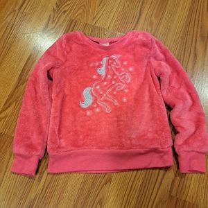Girl plush sweatshirt sweater.